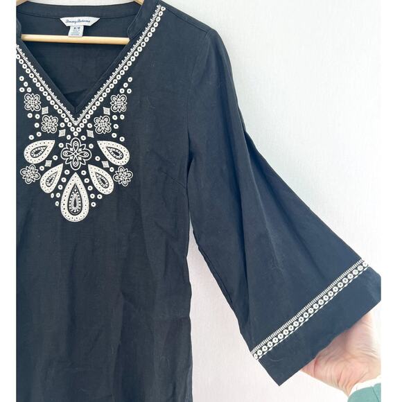 Tommy Bahama Women's Black Embroidered Linen V Neck Tunic Blouse Medium Boho - Picture 2 of 7